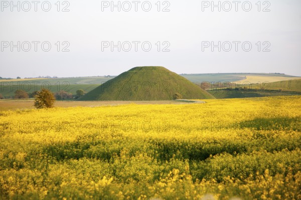Silbury Hill prehistoric site, near Avebury, Wiltshire, England, UK is the largest man made mound