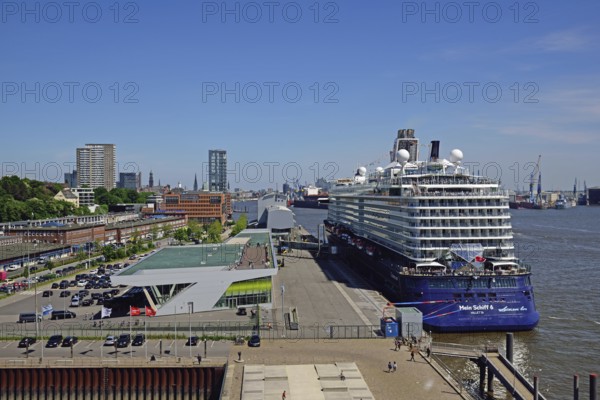 Europe, Germany, Hamburg, Elbe, Cruise Centre Altona, passenger ship, Mein Schiff 6, deck
