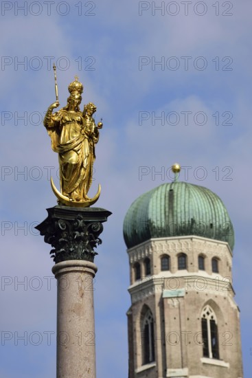 Europe, Germany, Bavaria, state capital Munich, City, Marienplatz, statue of the Virgin Mary,
