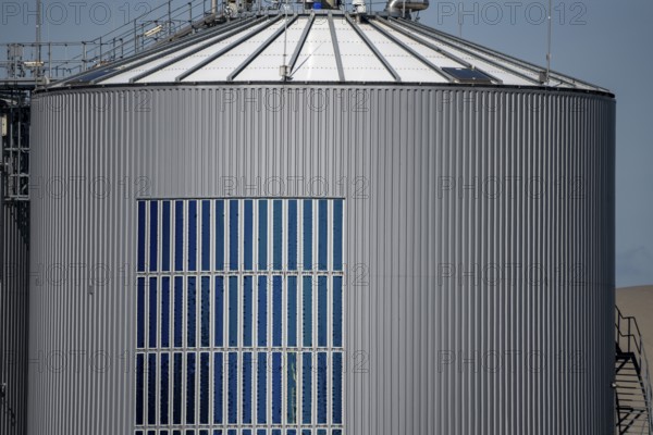 RWE biogas plant Bergheim-Paffendorf, where crops from regional agriculture, whole plant, grass and