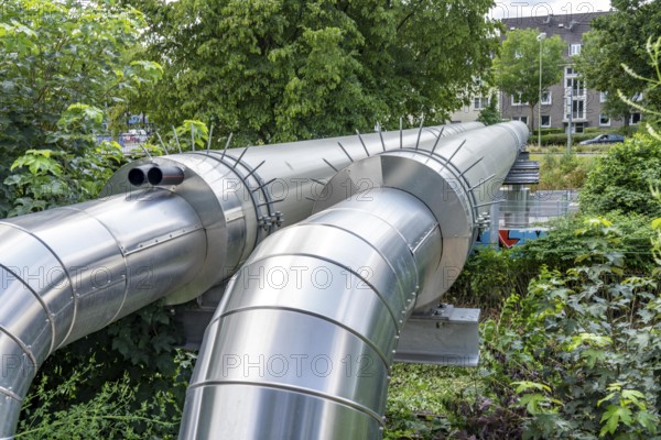 New STEAG district heating pipeline in Essen, over the railway tracks of the S6 line in Essen-Süd,