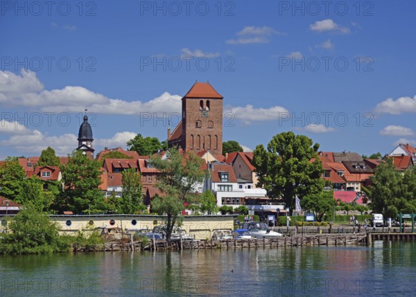 Europe, Germany, Mecklenburg-Western Pomerania, Waren an der Müritz, View of the town and St