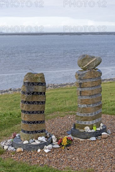 Memorial site for those buried at sea, harbour, Strucklahnungshörn, Nordstrand, North Frisia,