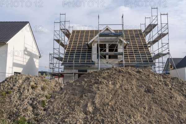 New residential neighbourhood with 150 plots, on the site of the former RAG Lohberg mine in