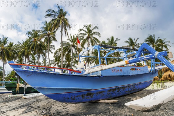 Fishing boat at Magsit beach in Sengiggi, boat, wooden boat, blue, traditional, seafaring, sea,