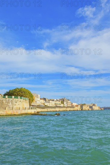 Ortygia historic district seafront, Ortygia, Syracuse, Sicily, Italy, Europe