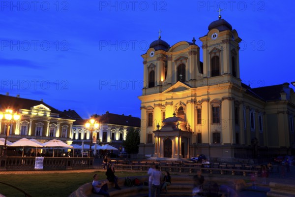 Banat, Timisoara, Timisoara, Old Town, Catholic Cathedral at Piata Unirii, Unification Square,