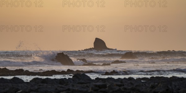 Evening mood, Marino Ballena National Park, coast with waves, South Pacific Ocean, Puntarenas