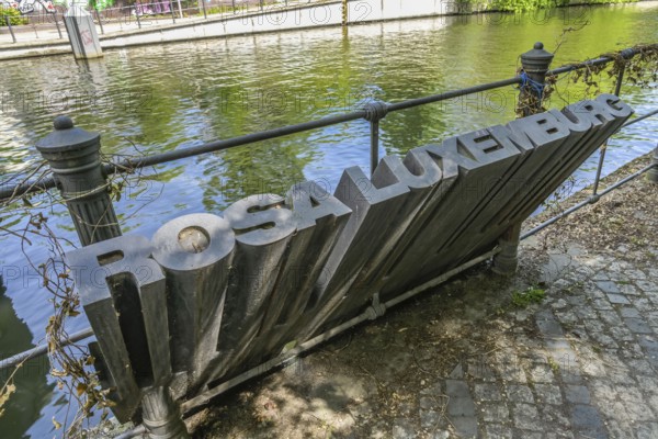 Landwehr Canal, Rosa Luxemburg Memorial, site of the murder, Tiergarten, Mitte, Berlin, Germany,