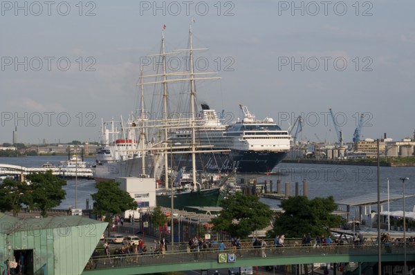 Europe, Germany, Hamburg, Elbe, harbour, passenger ship Mein Schiff 1, Hamburg, Hamburg, Federal