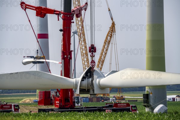 Dismantling of a wind power plant in a wind farm near Issum, 9 older wind turbines from the