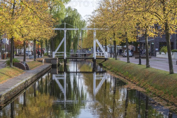 Bridges over the main canal, Papenburg, Emsland, Lower Saxony, Germany, Europe