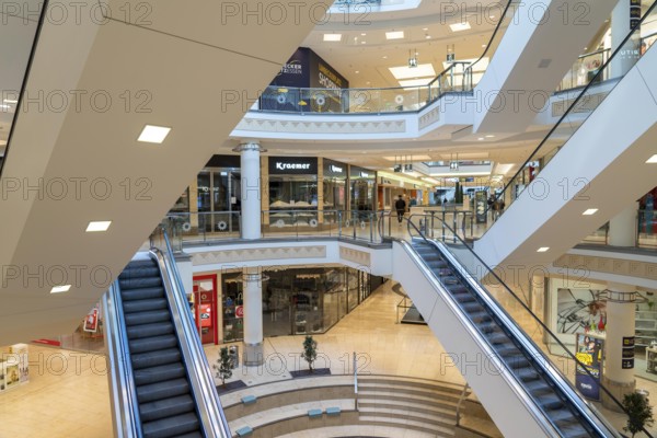 Effects of the coronavirus pandemic in Germany, Essen, empty shopping centre, Limbecker Platz