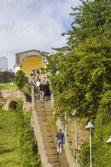 The Spitzhaus staircase is located in the Saxon town of Radebeul. It connects the Hoflößnitz