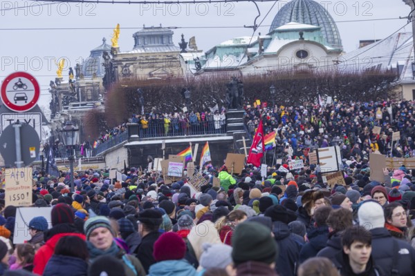 Several thousand people protested on Sunday in Dresden and elsewhere, against the AfD and in favour