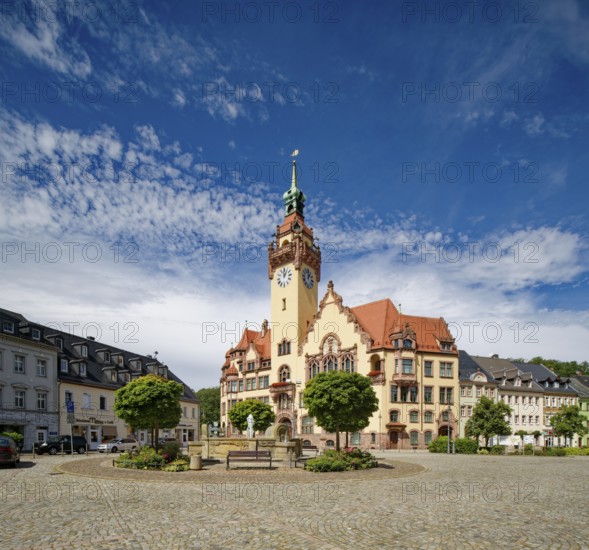 Art Nouveau town hall and Wettin fountain, market square, Waldheim, Saxony, Germany, Europe