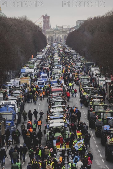 Road blockades, taken as part of the farmers' protests in Berlin, 15 January 2024. 10, 000