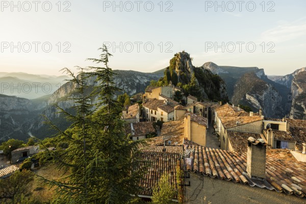 Mountain village, sunrise, Rougon, Verdon Gorge, Gorges du Verdon, Alpes-de-Haute-Provence