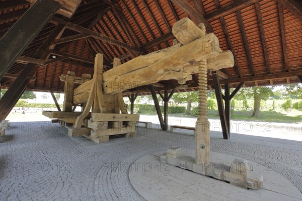 Old wine press built in 1747, historical wine press, wine press, wooden construction, beam, spindle