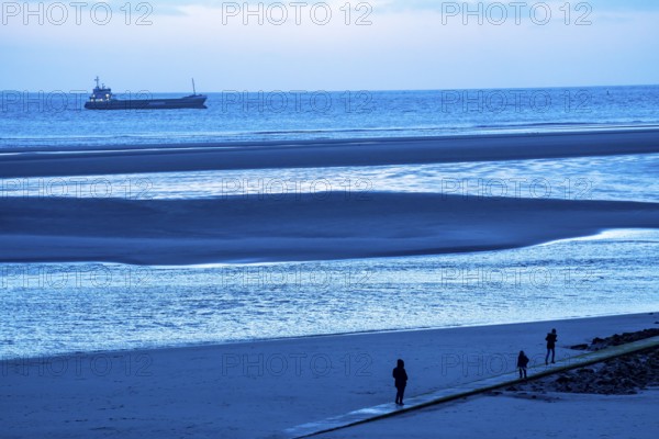 West beach, beach walk, beach, island, East Frisia, winter, season, autumn, Lower Saxony, Germany,