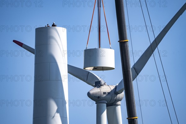 New construction of four Enercon E-160 turbines, repowering of a wind farm near Issum, construction