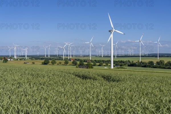 Wind farm north-east of Bad Wünnenberg, East Westphalia Lippe, Paderborn district, with the A44