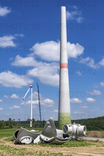 Repowering of a wind farm, near Brilon-Radlinghausen, 2 old turbines are demolished, rotors and