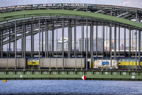 Railway Elbe bridges, at Elbbrücken station, spanning the Norderelbe, goods train, regional train,