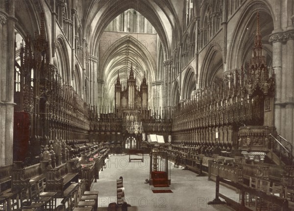 Choir of Lincoln Cathedral, Cathedral Church of the Blessed Virgin Mary of Lincoln, The Cathedral