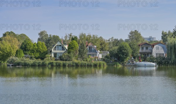 Residential buildings, villas, Grimnitzsee, Spandau, Berlin, Germany, Europe