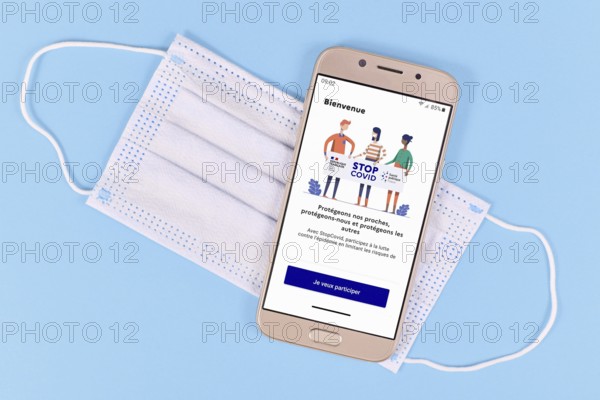 Germany, June 2020: Official French Corona contact tracing app called 'Stop Covid France' on mobile