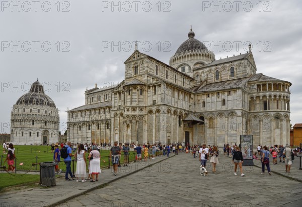 Santa Maria Assunta Cathedral, Piazza del Duomo, Pisa, Tuscany, Italy, Europe