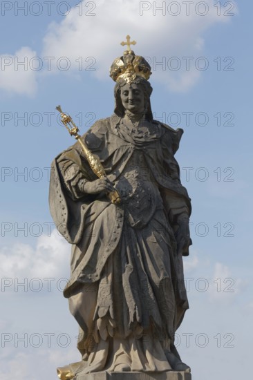 Statue of St. Kunigunde with imperial crown, Bamberg, Upper Franconia, Bavaria, Germany, Europe