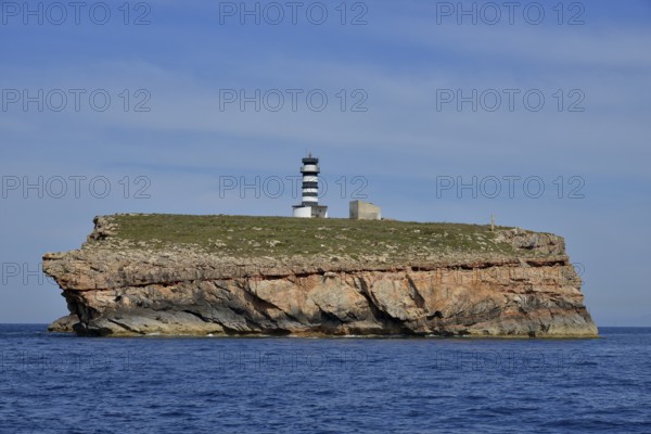 Lighthouse on the island of Na Foradada, Parque Nacional de Cabrera, Cabrera National Park, Cabrera