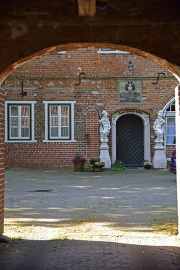 Europe, Germany, Lower Saxony, Altes Land near Hamburg, Hamburg Metropolitan Region,