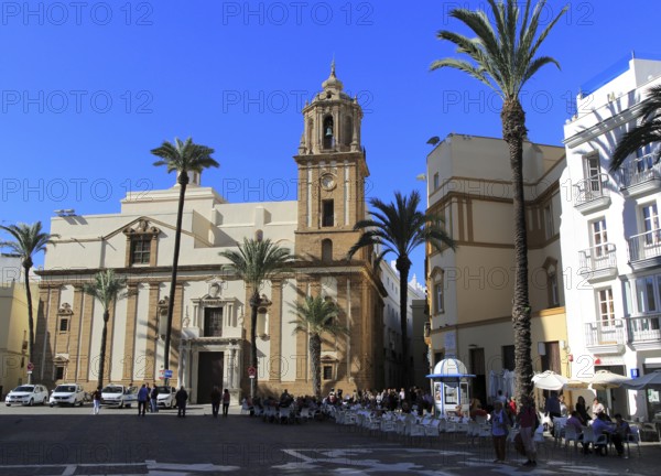Cathedral square with Iglesia de Santiago church, Cadiz, Spain, Europe