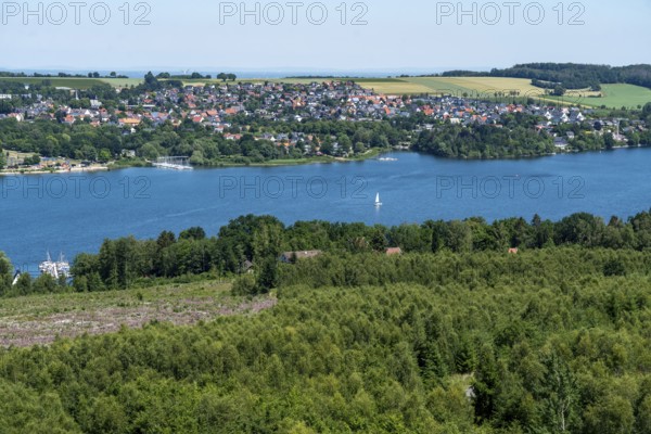 Lake Möhne, reservoir in the northern Sauerland, northern shore, the village of Körbecke, North