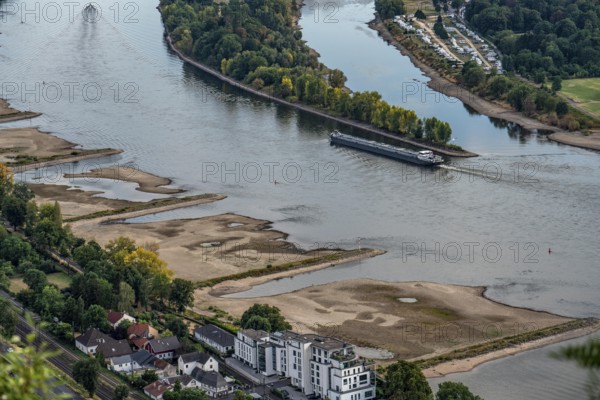 The Rhine at extremely low water, near Bad Honnef, below the Drachenfels, Nonnenwerth Island, dry