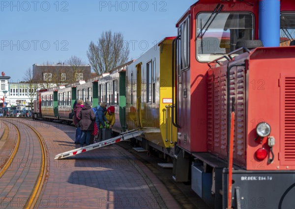 Borkumer Kleinbahn, island railway, connects the ferry harbour with the island railway station,