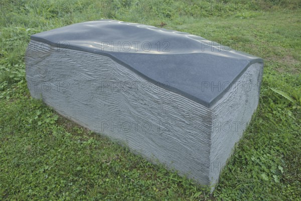 Sculpture Hommage à Tolstoi by Kubach-Wilmsen 2003, stone sculpture, large book made of stone,