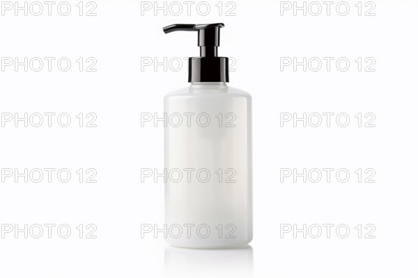 White soap dispenser botte. KI generiert, generiert, AI generated