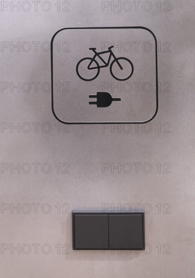Logo, pictogram, charging socket, socket for charging batteries for e-bikes, pedelec, electric