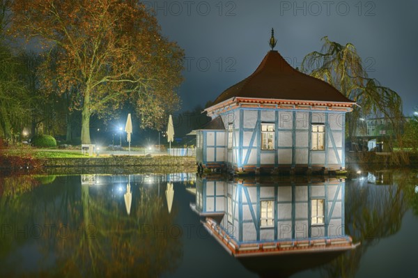 Lusthaus Night illuminated Park Stadthagen Germany