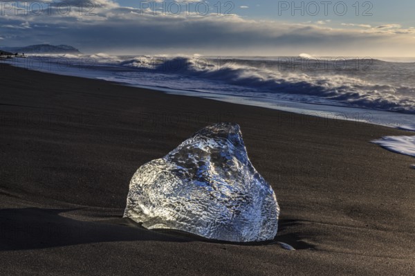 Ice floe on the beach, waves, sunny, morning mood, winter, Diamond Beach, Breidamerkursandur,