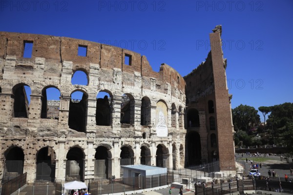 The Colosseum, Amphitheatrum Novum or Amphitheatrum Flavium, Colosseo, Anfiteatro Flavio,