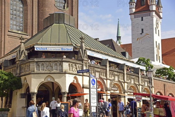 Europe, Germany, Bavaria, City of Munich, Viktualienmarkt, St Peter's Square, Cafe Rischarts, Tower