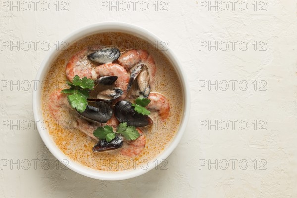 Seafood, shrimp and mussels, in creamy garlic sauce, homemade, no people