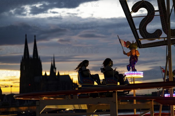 Happy Colonia funfair, Corona-compliant funfair at the Deutzer Werft, on the Rhine, Cologne