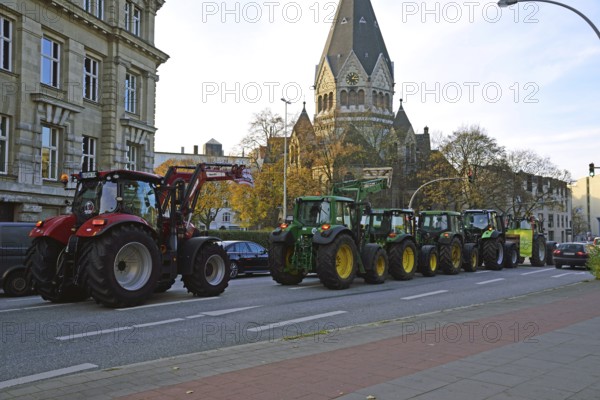 Europe, Germany, Hamburg, city centre, Karolinenstraße, Gnadenkirche, demonstration, farmers,