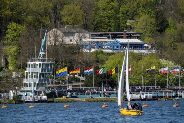 Lake Baldeney, reservoir of the Ruhr, regatta tower, regatta grandstand, catering above the lake,